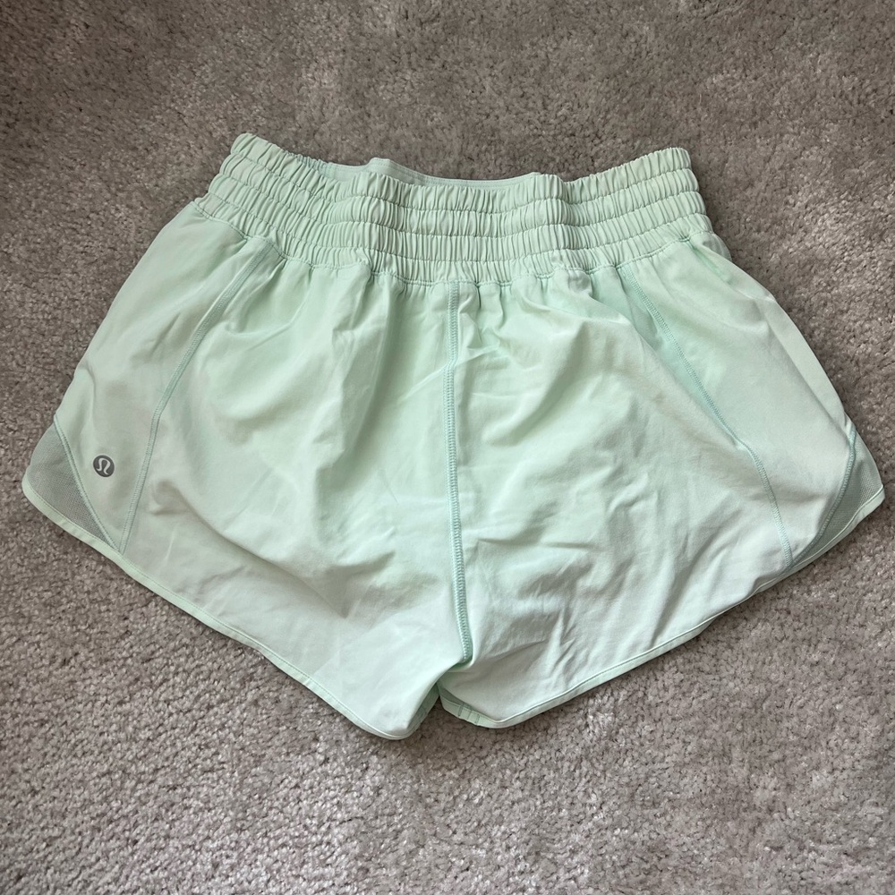 Lululemon Hotty Hot High-rise Short 2.5”